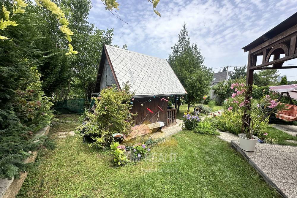 Nehnutelnost DOM-REALÍT, - Relaxačná záhrada pri Zlatých pieskoch