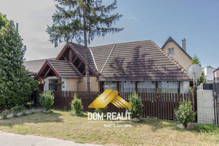 Nehnutelnost DOM-REALÍT, - Samostatne stojaci obchodno prevázkový objekt (Vŕbová ulica)